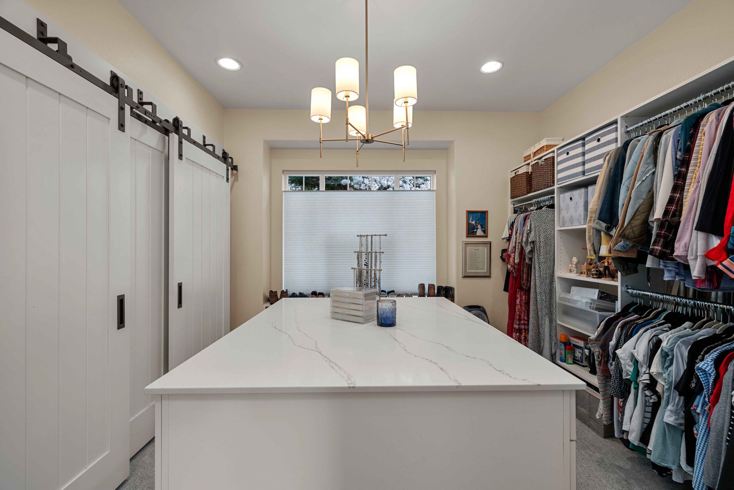 walk-in closet